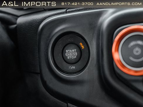 Used 2021 Jeep Gladiator Mojave image 49