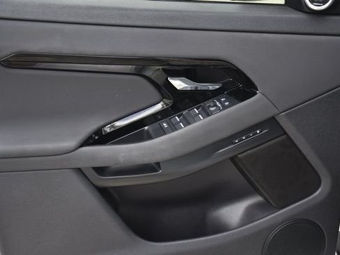Used 2024 Land Rover Range Rover Evoque S AWD/4WD image 21