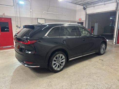 Used 2024 MAZDA CX-90 3.3 Turbo w/ Premium Package AWD/4WD image 8