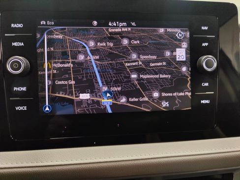 Used 2025 Volkswagen Taos SEL w/ Black Wheel Plus Package image 8