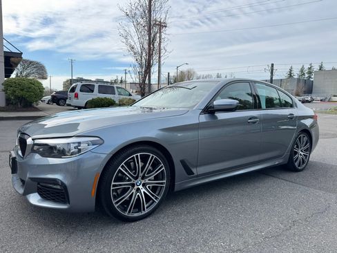 Used 2019 BMW 540i w/ M Sport Package image 5