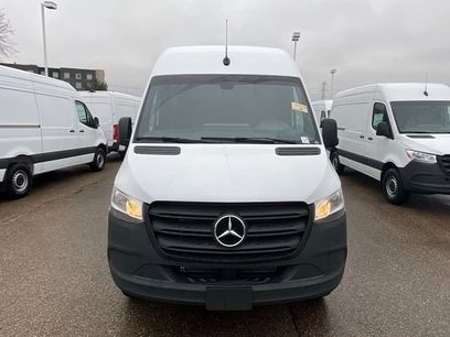 New 2024 Mercedes-Benz Sprinter 144 Cargo w/ Acoustic Package
