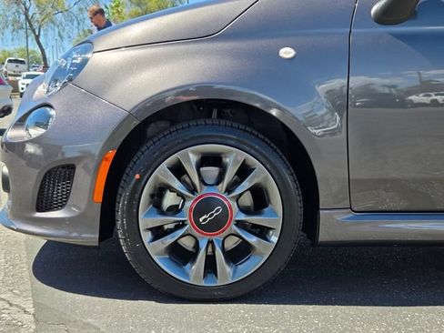 Used 2018 FIAT 500 Pop w/ Urbana Appearance Package FWD image 9