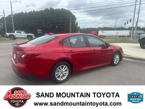 Used 2025 Toyota Camry LE w/ Convenience Package FWD image 3