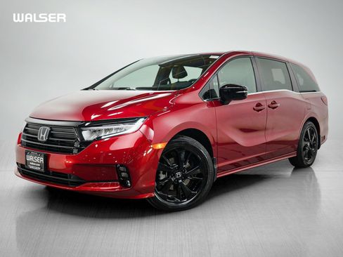 Used 2024 Honda Odyssey Sport image 1