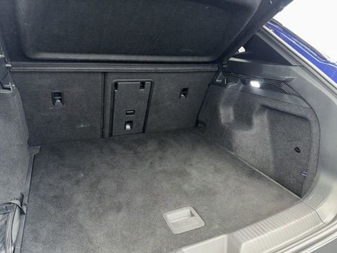 Used 2021 Volkswagen ID.4 Pro S image 33