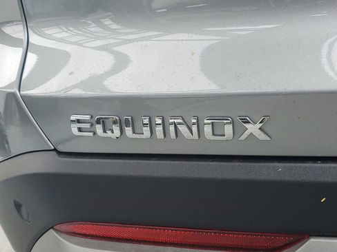New 2026 Chevrolet Equinox LT w/ Convenience Package II FWD image 8