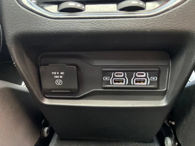 Used 2025 Jeep Grand Cherokee Summit w/ Obsidian Package AWD/4WD image 16