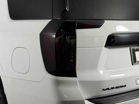 Used 2021 GMC Yukon AT4 w/ AT4 Premium Package AWD/4WD image 14
