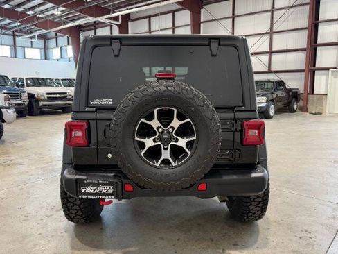 Used 2018 Jeep Wrangler Unlimited Rubicon w/ Steel Bumper Group AWD/4WD image 9