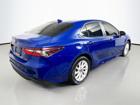 Used 2024 Toyota Camry LE image 4