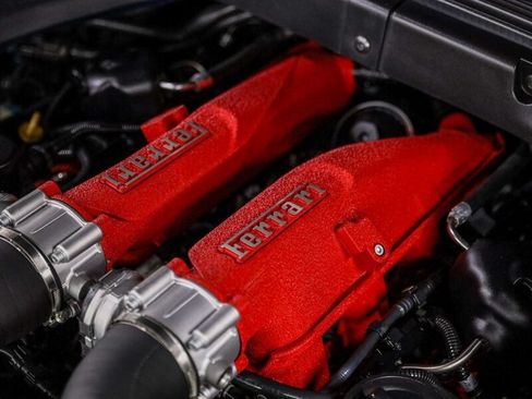 Used 2016 Ferrari California T RWD image 52