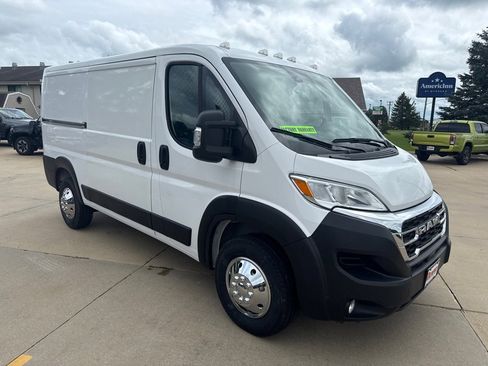 Used 2023 RAM ProMaster 2500 image 7