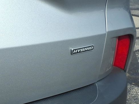 Used 2022 Ford Escape SE w/ Convenience Package FWD image 8