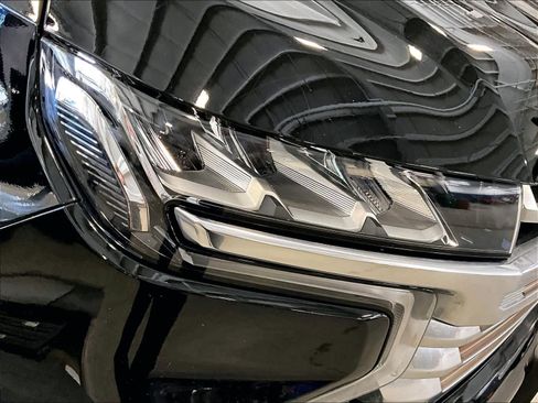 Used 2021 Chevrolet Tahoe High Country image 34