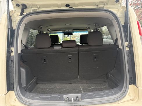 Used 2012 Kia Soul FWD image 29