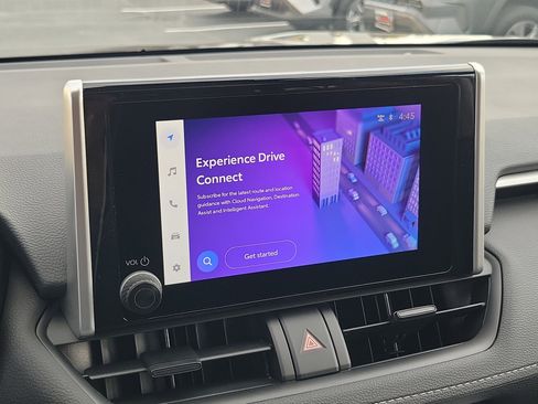 Used 2025 Toyota RAV4 XLE image 27