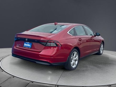 Certified 2023 Honda Accord LX image 5