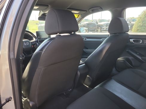 Used 2025 Honda Civic Sport image 11