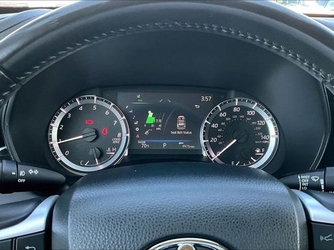 Used 2023 Toyota Highlander LE FWD image 14