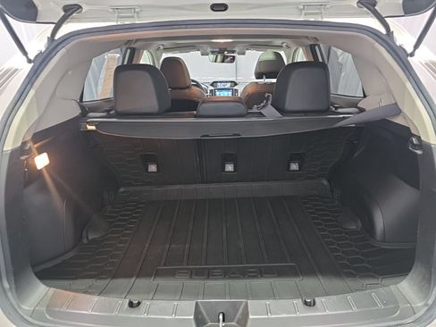 Used 2019 Subaru Crosstrek 2.0i Limited w/ Moonroof Package AWD/4WD image 5