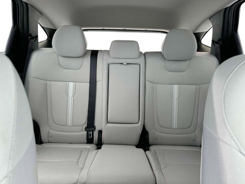 Certified 2025 Hyundai Tucson SEL image 16