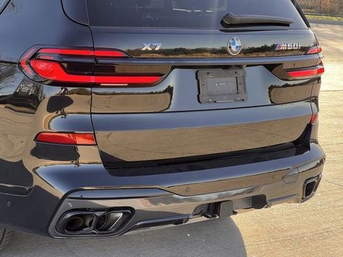 Used 2024 BMW X7 M60i w/ Executive Package image 7