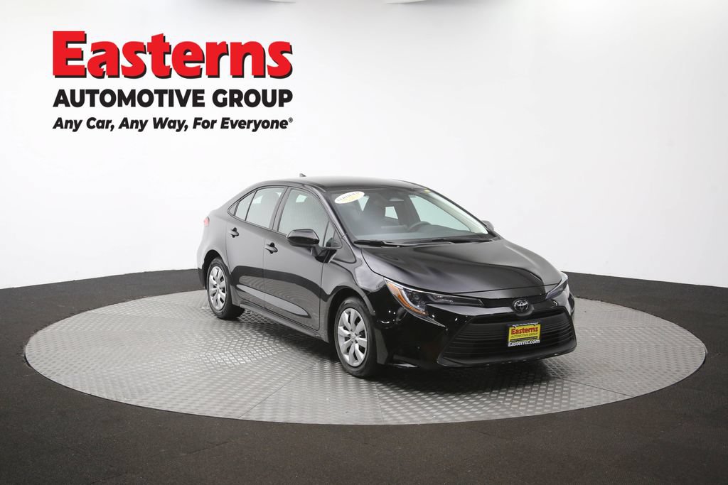 Used 2025 Toyota Corolla LE FWD image 49