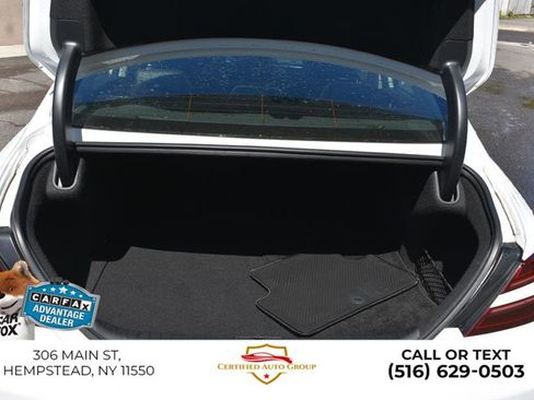 Used 2025 Genesis G70 2.5T image 32