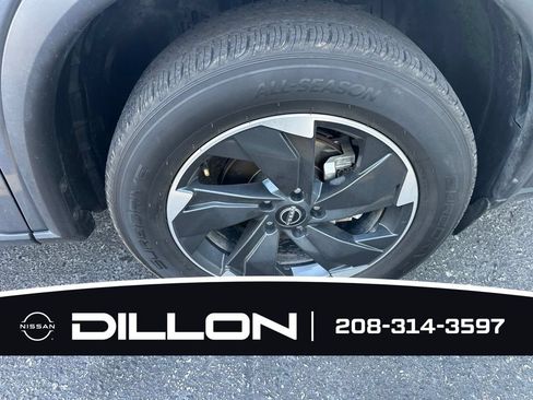 Used 2025 Nissan Rogue SV AWD/4WD image 20