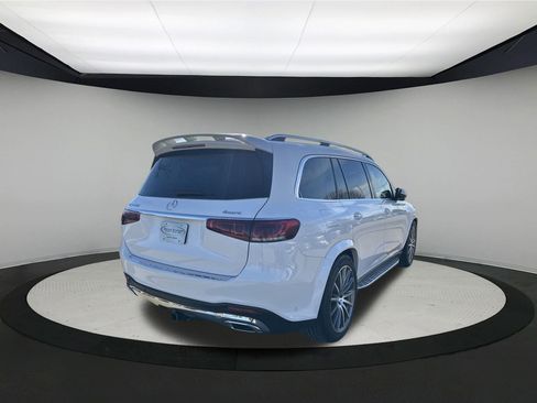 Used 2023 Mercedes-Benz GLS 450 4MATIC image 4
