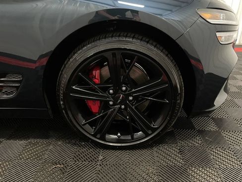 Used 2025 Genesis G70 3.3T Advanced w/ Sport Prestige Package AWD/4WD image 17