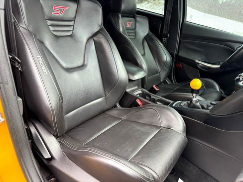 Used 2015 Ford Focus ST w/ Equipment Group 402A image 27