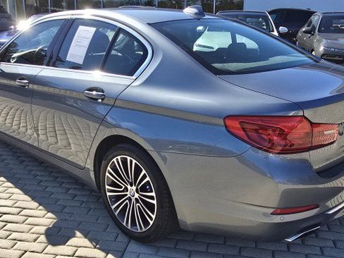 Used 2019 BMW 540i image 7