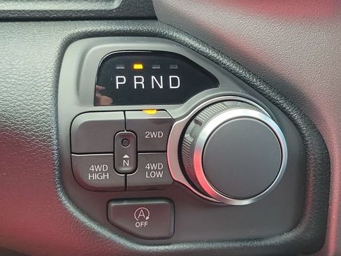 New 2026 RAM 1500 Express AWD/4WD image 26