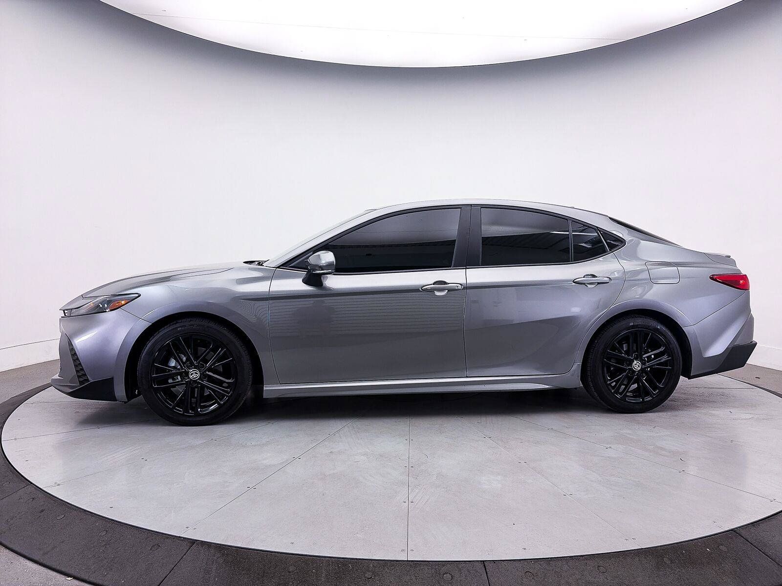 Used 2026 Toyota Camry SE w/ Convenience Package FWD image 38