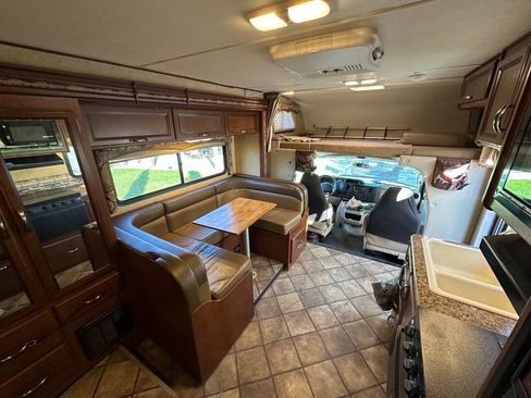 Used 2014 Ford E-350 and Econoline 350 Super Duty Wagon w/ Motorhome Prep Package image 21