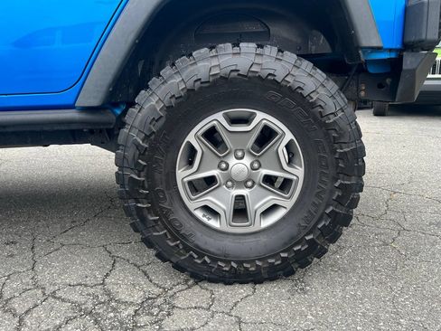 Used 2016 Jeep Wrangler Unlimited Rubicon AWD/4WD image 11