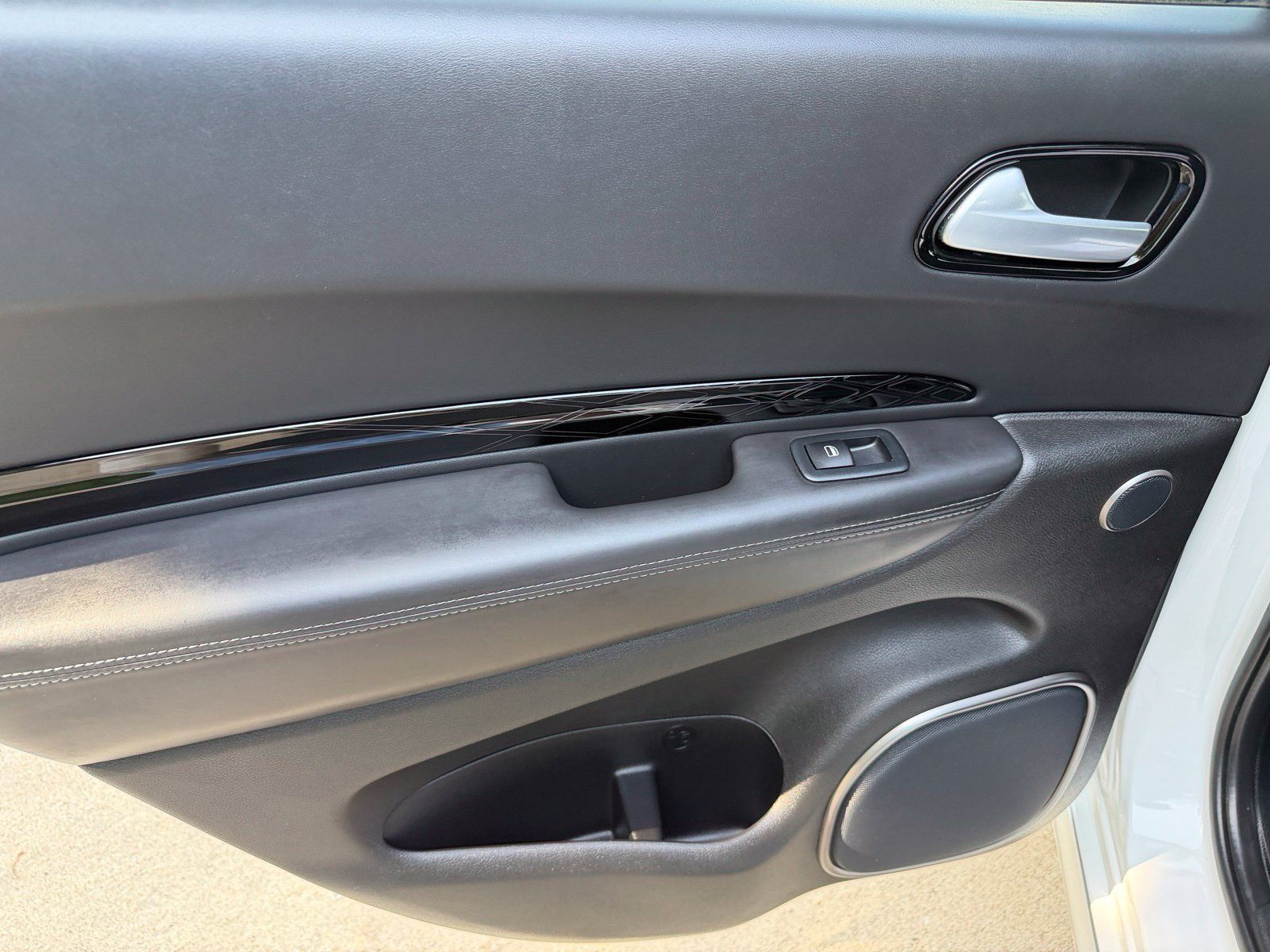 Used 2021 Dodge Durango Citadel w/ Premium Entertainment Group AWD/4WD image 23