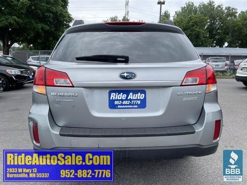 Used 2011 Subaru Outback 2.5i AWD/4WD image 6