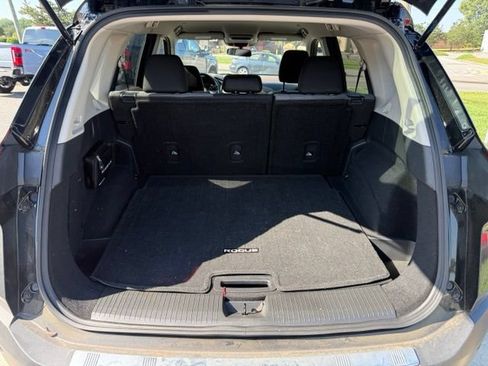Used 2023 Nissan Rogue SV AWD/4WD image 13