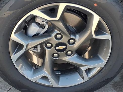 New 2026 Chevrolet Trax LT w/ Driver Confidence Package image 4