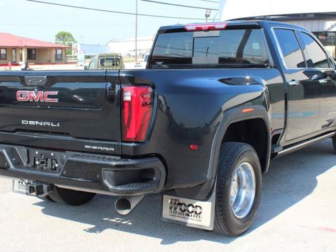 Used 2026 GMC Sierra 3500 Denali w/ Denali Reserve Package AWD/4WD image 3