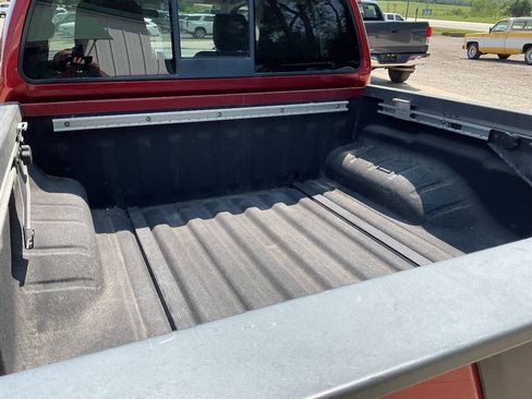 Used 2016 Nissan Frontier SV RWD image 11