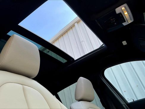 Used 2021 BMW X1 xDrive28i w/ Convenience Package image 11