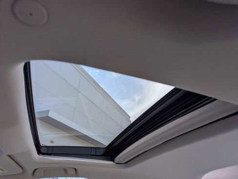 Used 2023 Honda Accord EX image 17