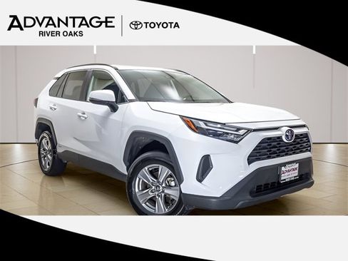 Certified 2024 Toyota RAV4 XLE image 1