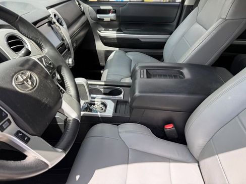 Used 2021 Toyota Tundra SR5 w/ SR5 Leather Package AWD/4WD image 9