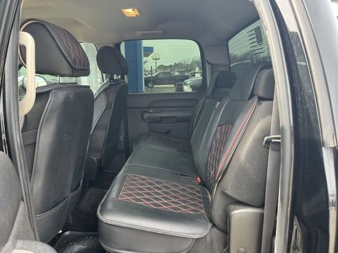 Used 2011 GMC Sierra 1500 SLE w/ Texas Edition image 10