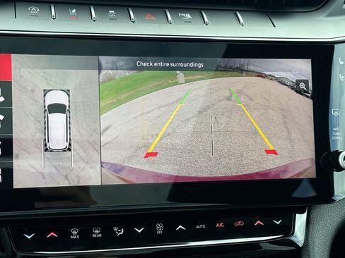 New 2026 Jeep Grand Cherokee L Limited AWD/4WD image 19